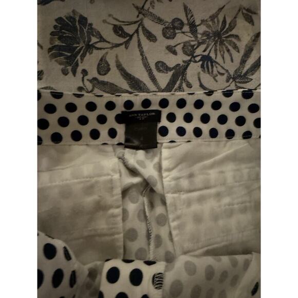 Ann Taylor White Navy Polka Dot Capri Pants Size 4 Stretch - Picture 5 of 5
